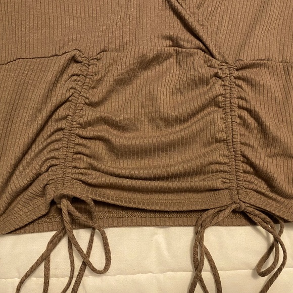 Mocha Coloured Longsleeve - Picture 2 of 3